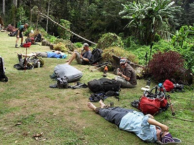 Papua-New-Guinea-walking-tours-wellness-walks-resting