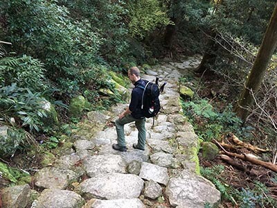 wellness-walks-Japan-walking-tours-to-waterfall