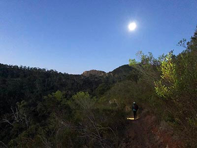 night-walks-adelaide-full-moon-hike-trail