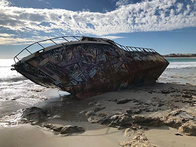 walk-the-yorke-Stenhouse-Bay-to-Point-Turton-boat wreck